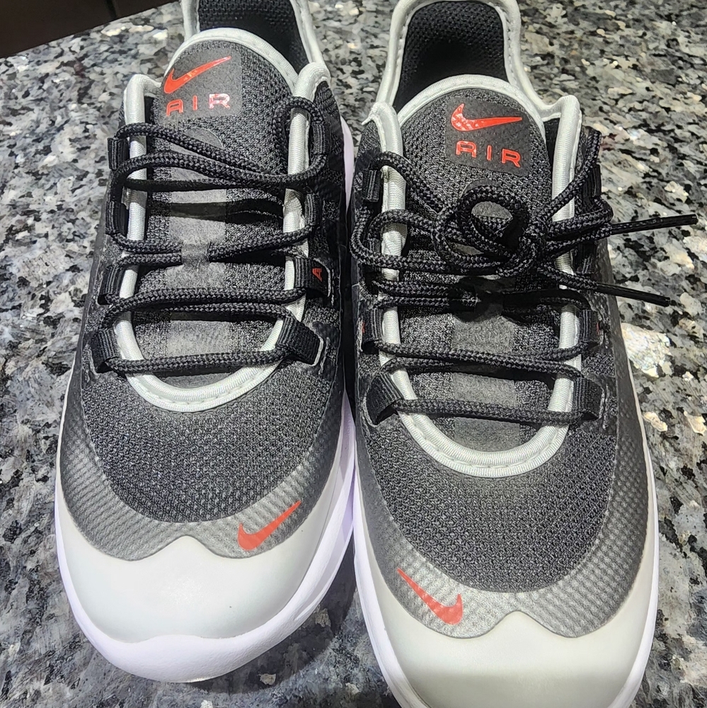 Brand New Nike Air Max size 2Y